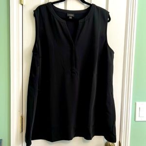 J Jill 2X black tunic top with v neck -with pockets